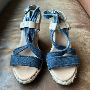 Banana Republic Black & Brown Sandal Wedges